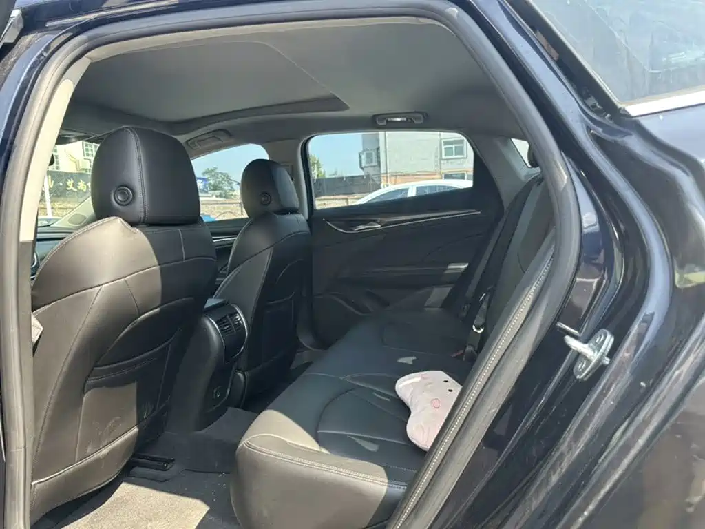 Buick LaCrosse — миниатюра 13