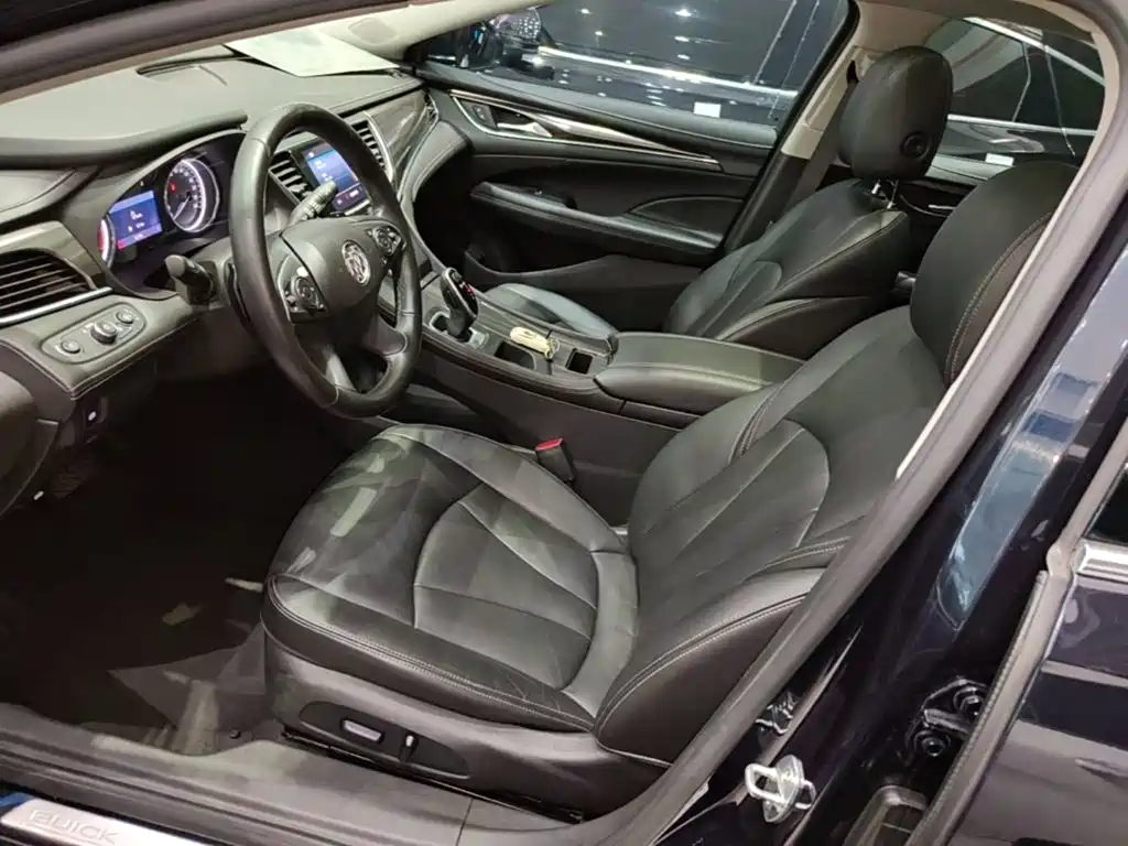 Buick LaCrosse — миниатюра 15