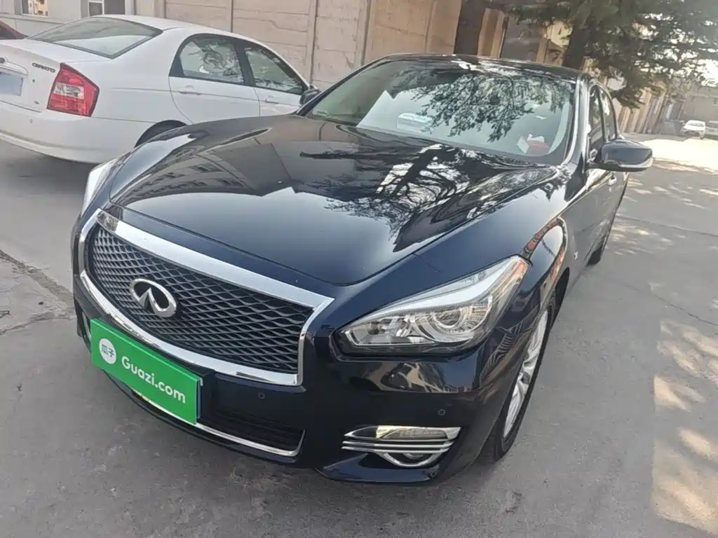 Infiniti Q70 — миниатюра 2