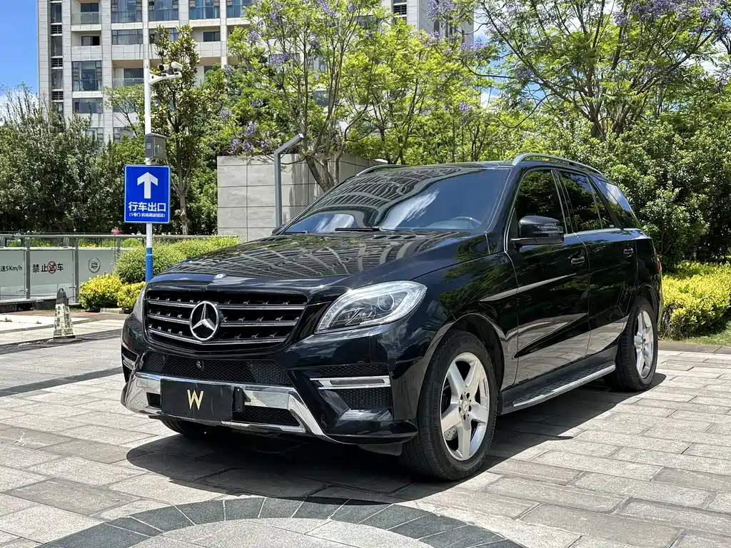 Mercedes-Benz M-Class 2014