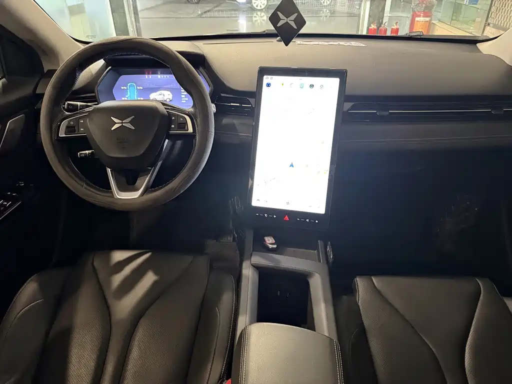XPeng G3 — миниатюра 10
