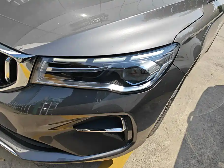 Geely Emgrand — миниатюра 5