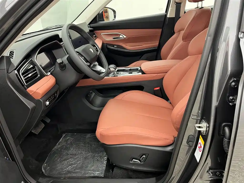Changan CS75 2026 PRO 1.5T DCT Premium 7 мест