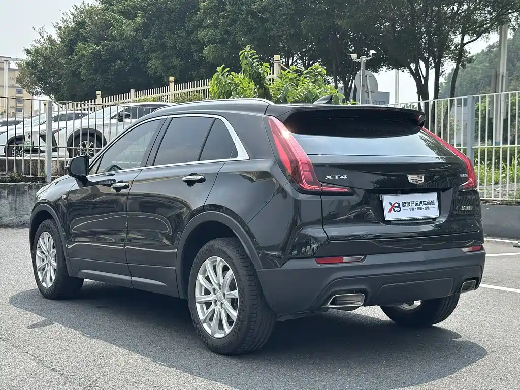 Cadillac XT4 — миниатюра 9
