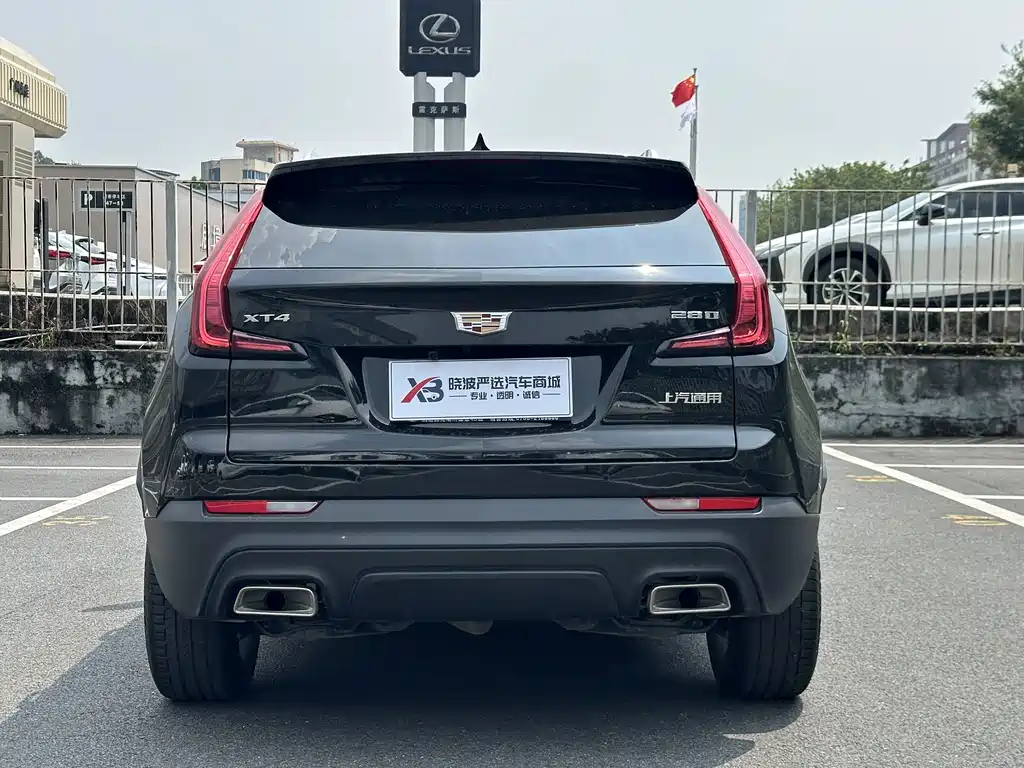 Cadillac XT4 — миниатюра 10