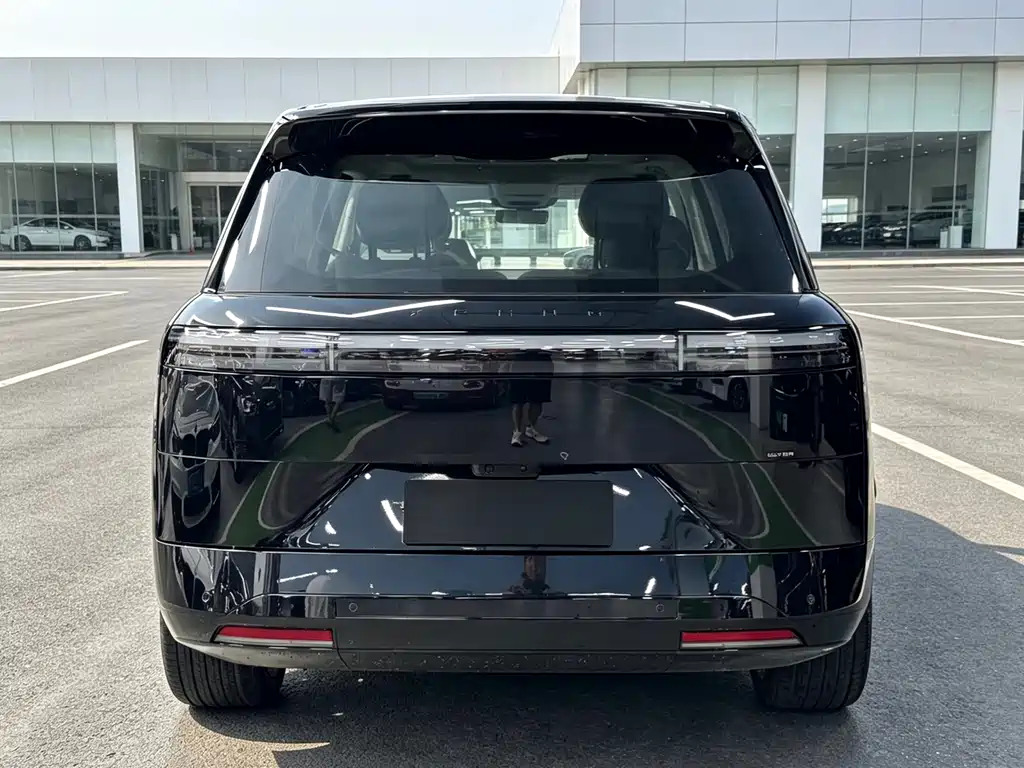 XPeng GX — миниатюра 10