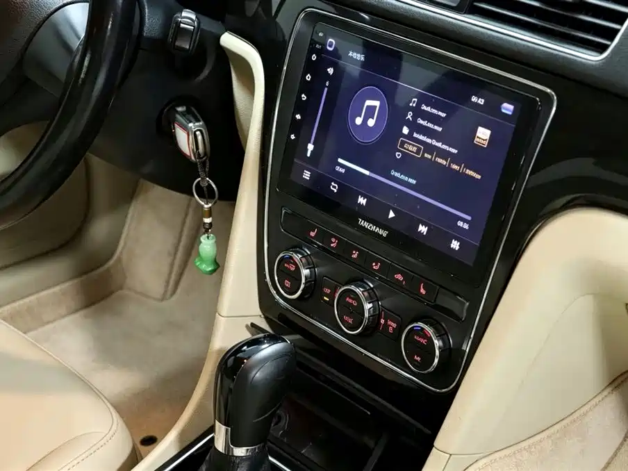 Volkswagen Passat — миниатюра 13