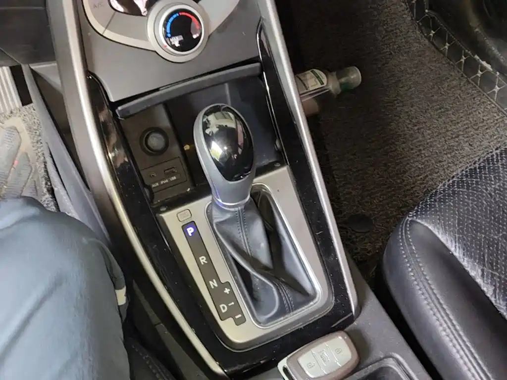 Hyundai Elantra Langdong — миниатюра 14