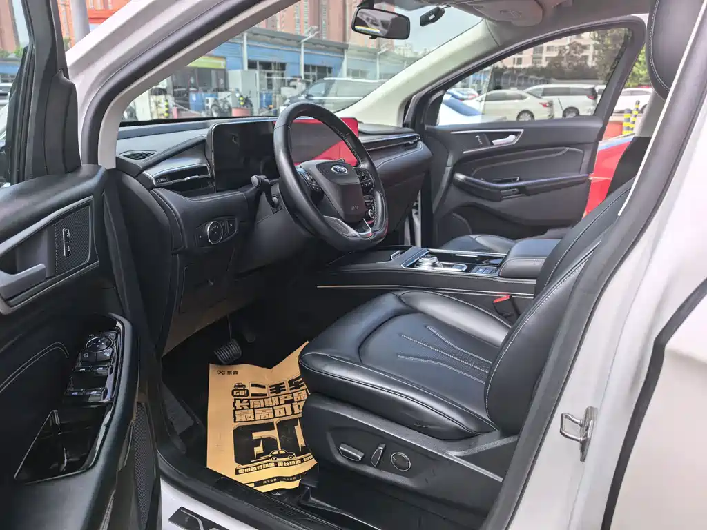 Ford Edge — миниатюра 4