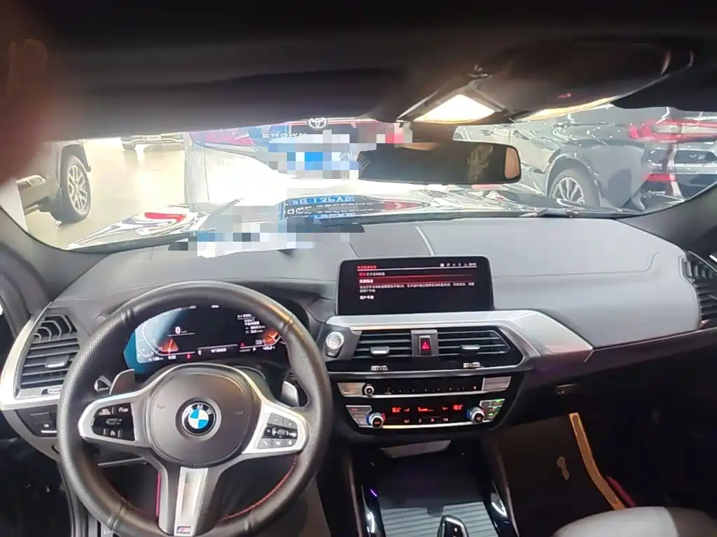 BMW X4 — миниатюра 10