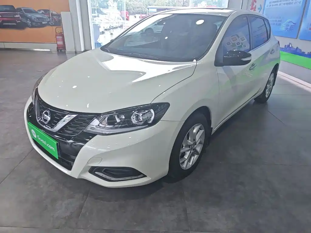 Nissan Tiida — миниатюра 2