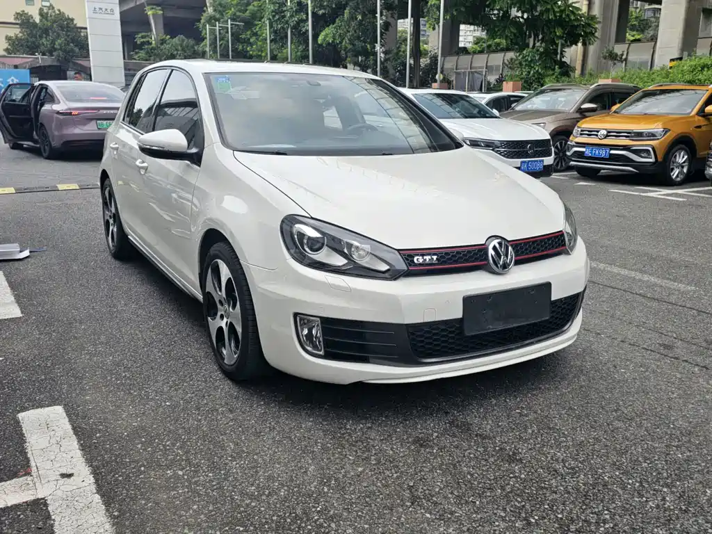 Volkswagen Golf GTI — миниатюра 3