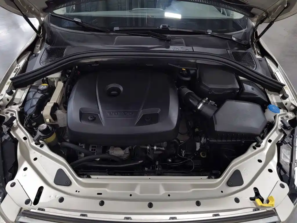 Volvo XC60 — миниатюра 6