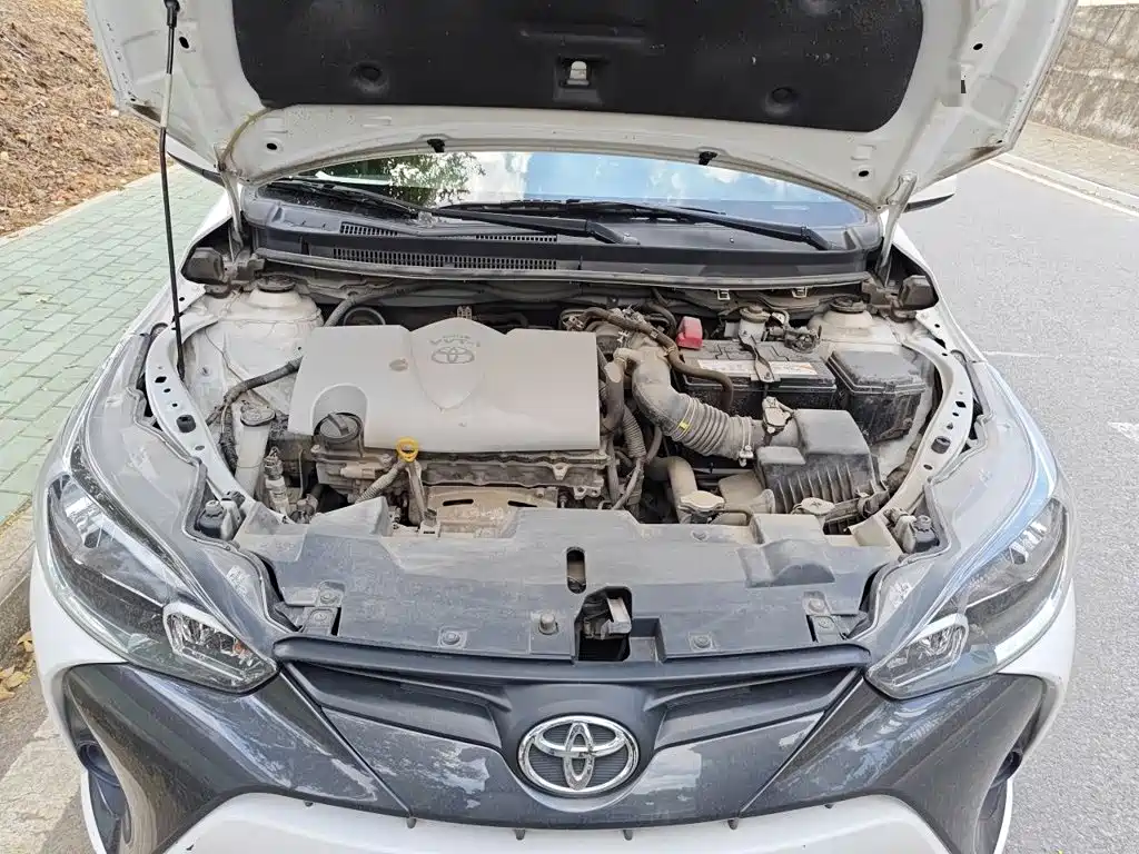 Toyota Yaris L — миниатюра 11