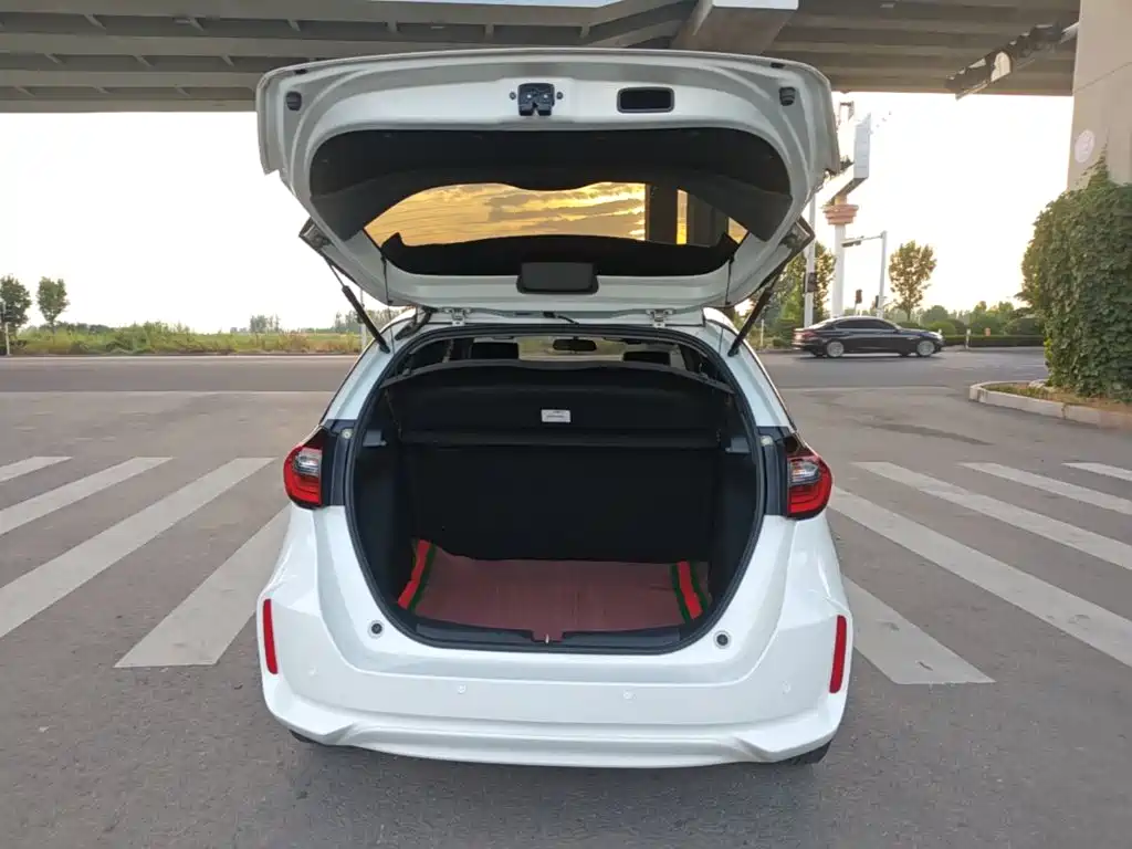 Honda Fit — миниатюра 19