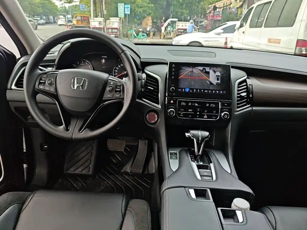 Honda Avancier — миниатюра 10