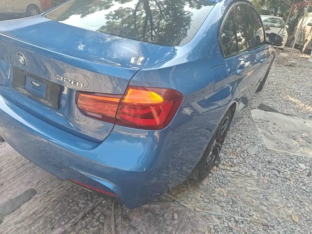 BMW 3 Series — миниатюра 8