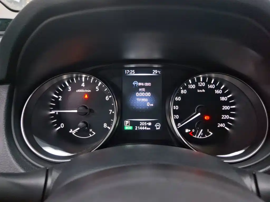 Nissan Qashqai — миниатюра 12