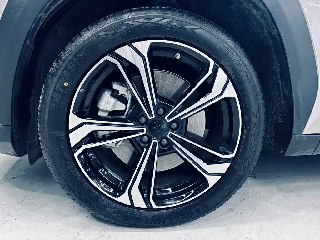 GEELY GALAXY GALAXY L7