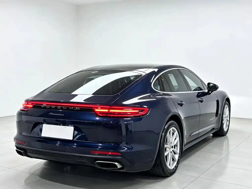 Porsche Panamera — миниатюра 8