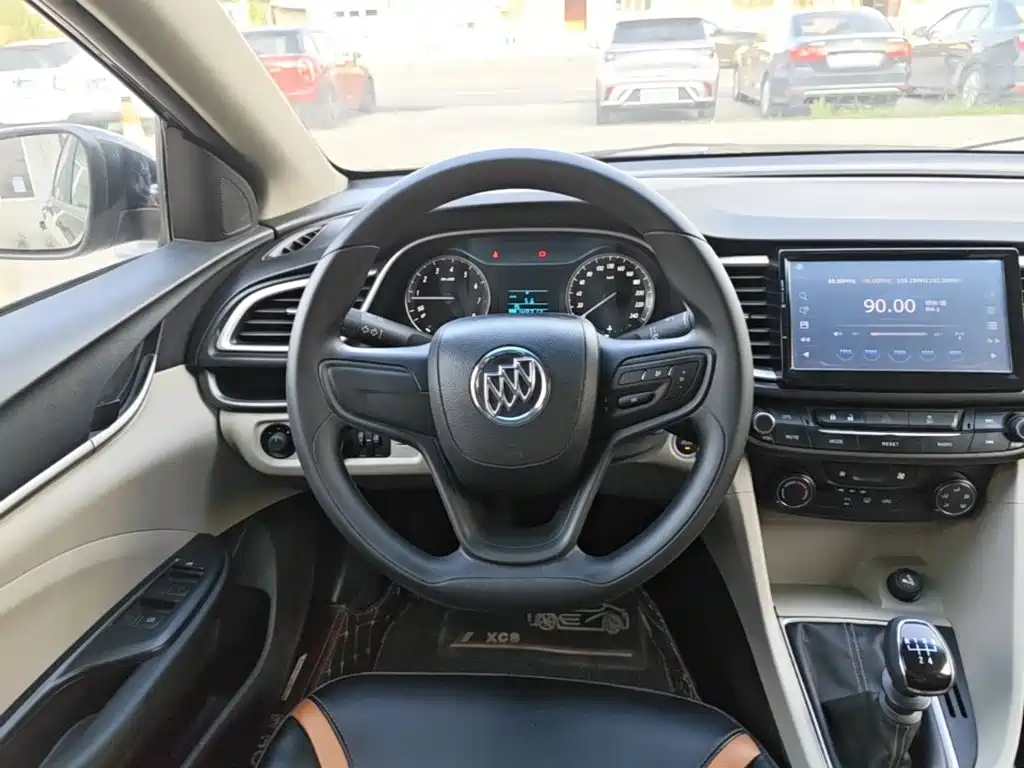 Buick Excelle — миниатюра 11