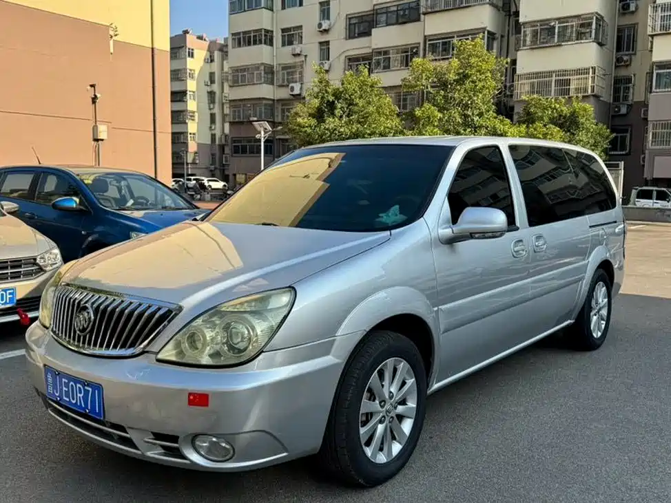 Buick GL8