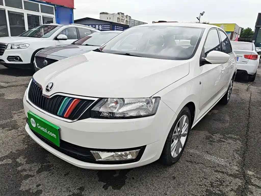 Skoda Rapid — миниатюра 2