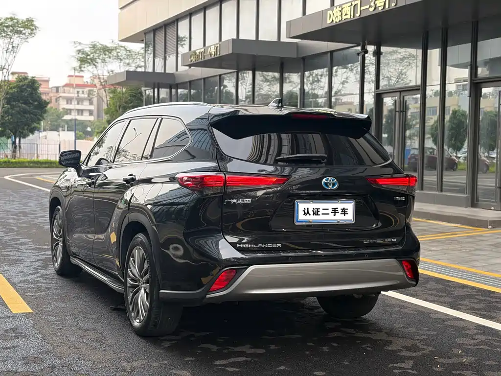 Toyota Highlander — миниатюра 4