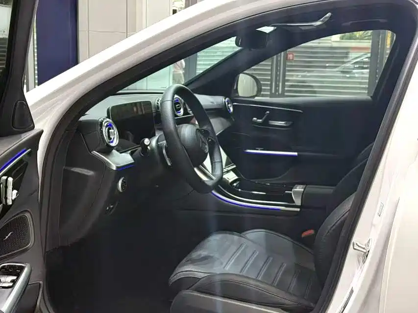 Mercedes-Benz C-Class — миниатюра 5