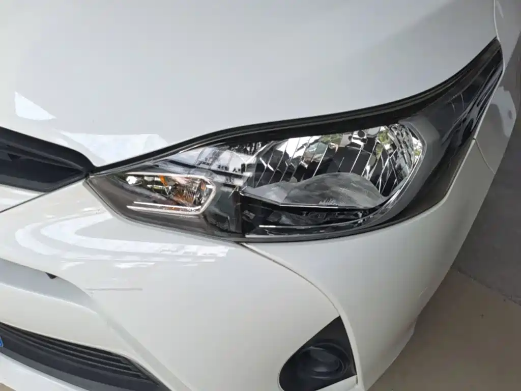 Toyota Yaris L — миниатюра 24