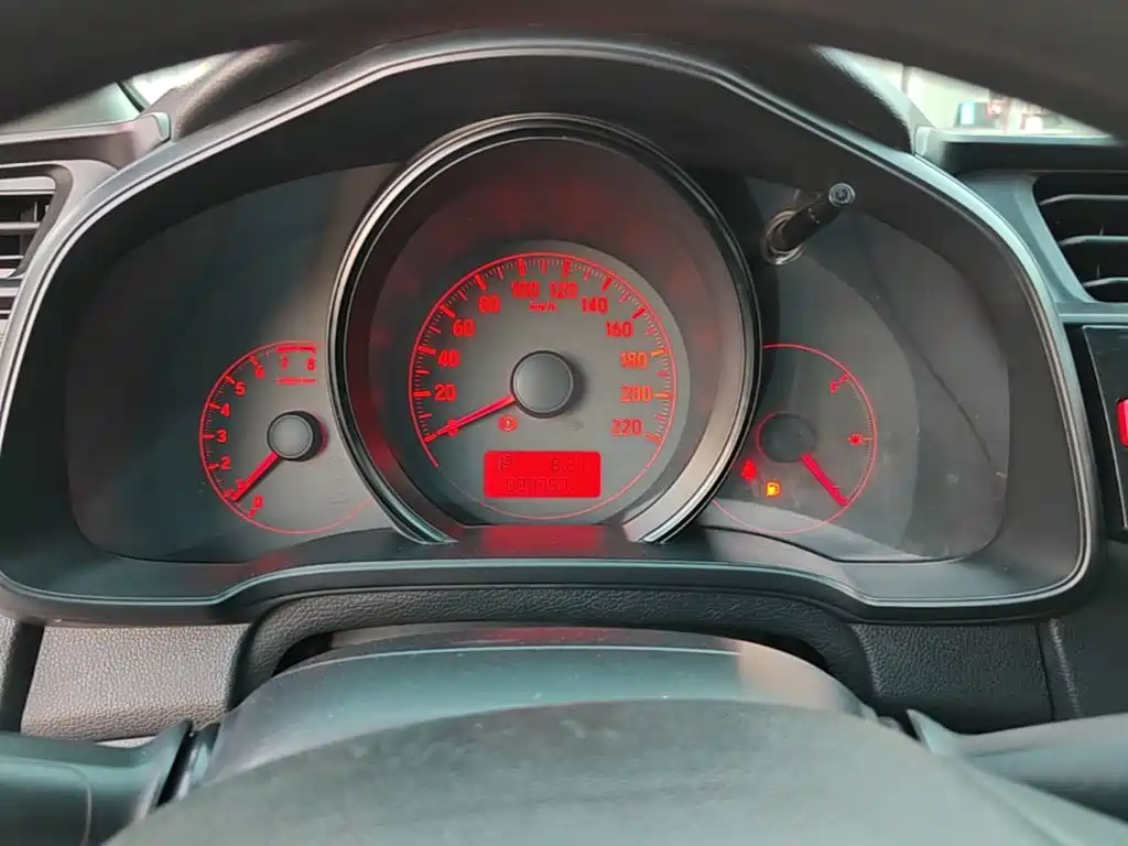 Honda Fit — миниатюра 12