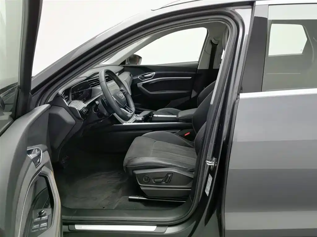 Audi e-tron 2021 50 quattro