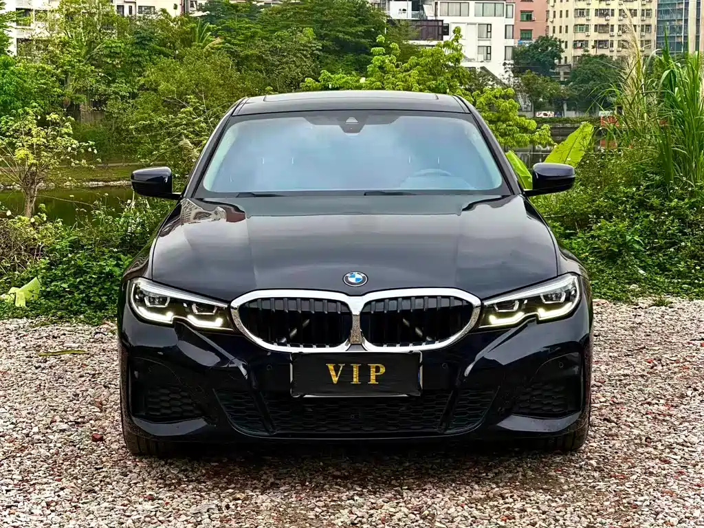 BMW 3 Series 2022