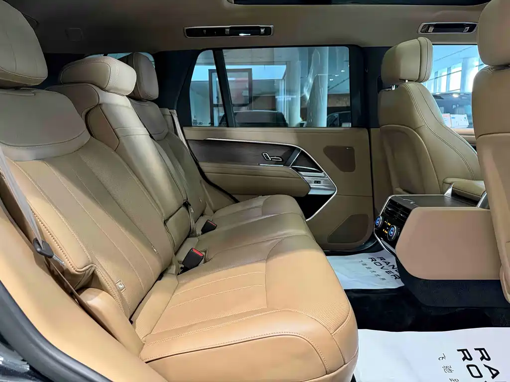 Land Rover Range Rover — миниатюра 19