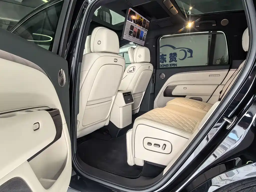 Li Auto Li L8 — миниатюра 10