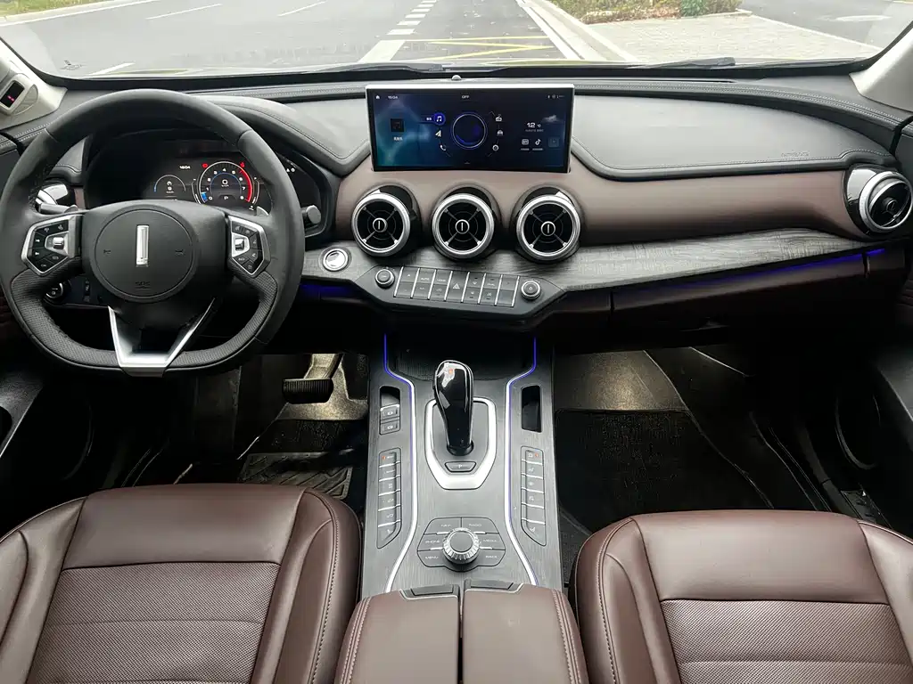 WEI PAI WEI BRAND VV7