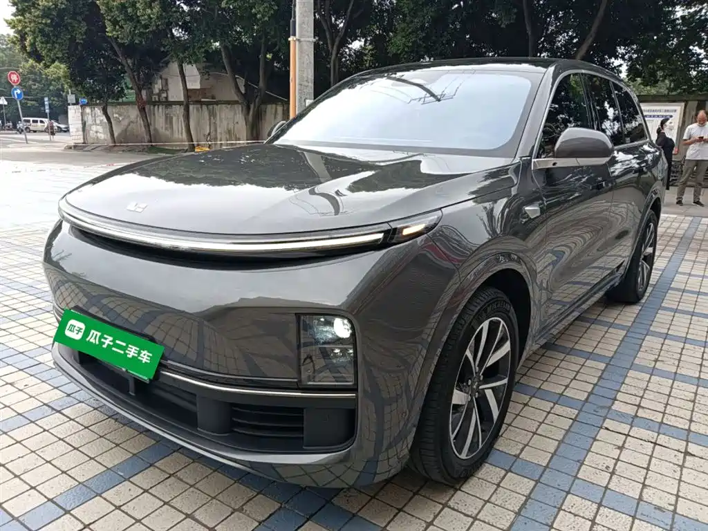 Li Auto Li L8 2023