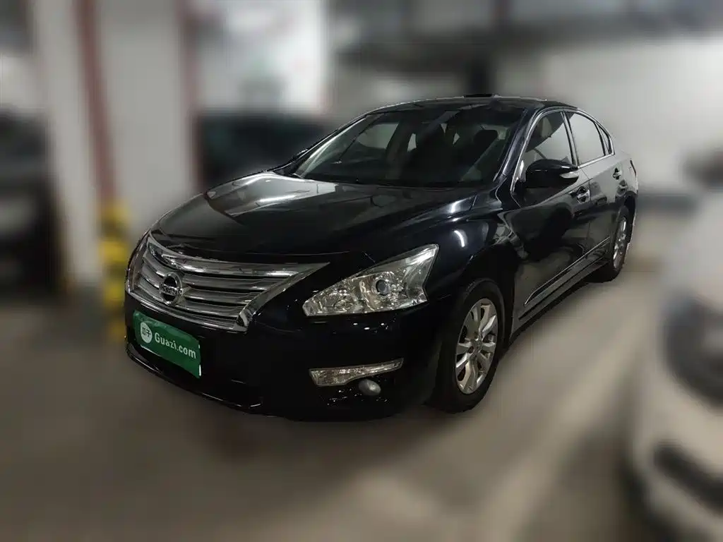 Купить Nissan Teana
