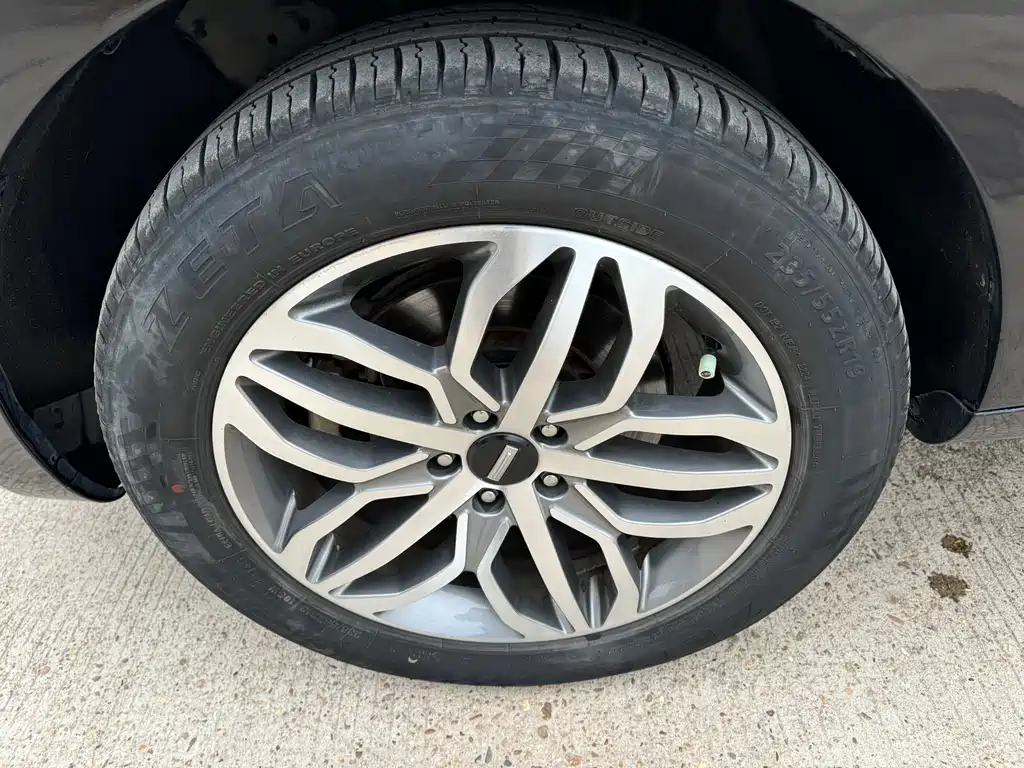 WEI PAI WEI BRAND VV5