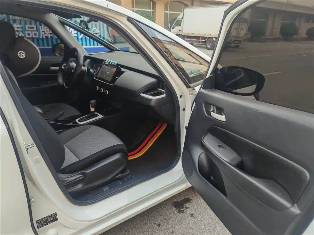 Honda Fit — миниатюра 14