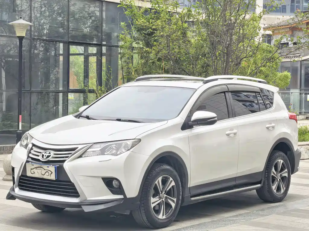 Купить Toyota RAV4