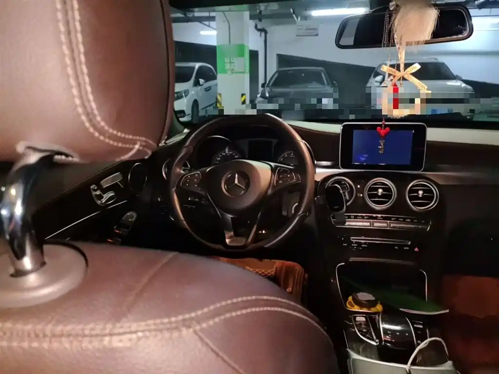 Mercedes-Benz GLC 2017 GLC 260 4MATIC