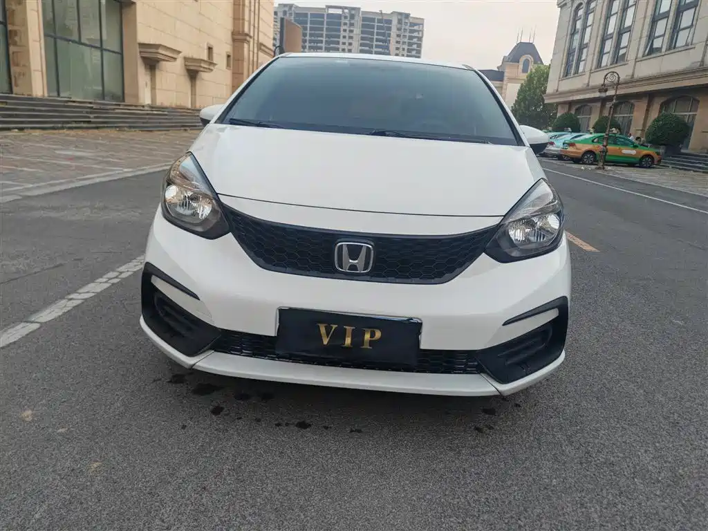 Honda Fit — миниатюра 5