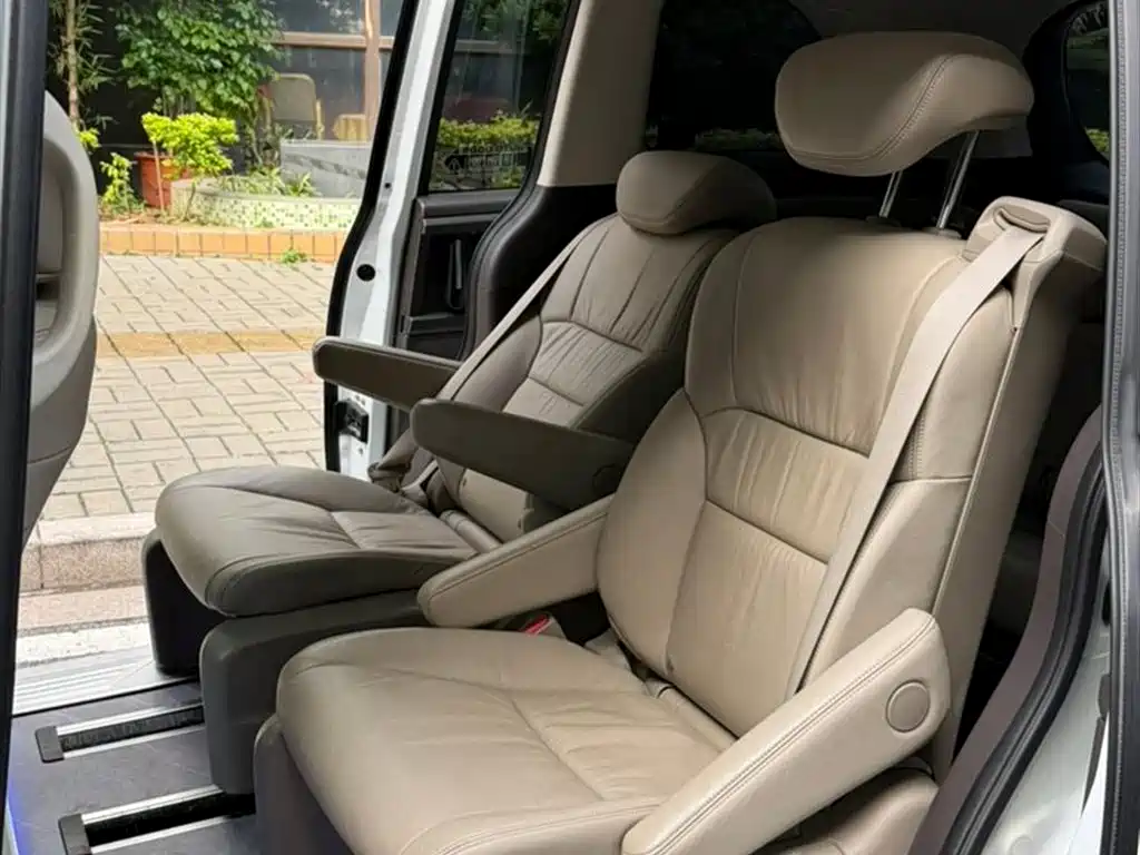 Honda Odyssey 2015 2.4L Luxury