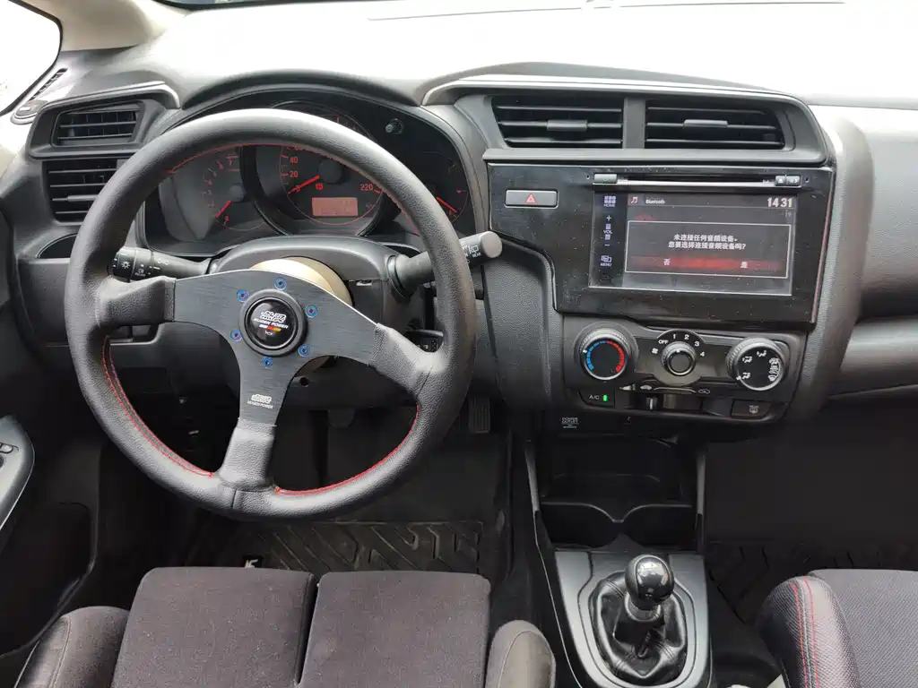 Honda Fit — миниатюра 14