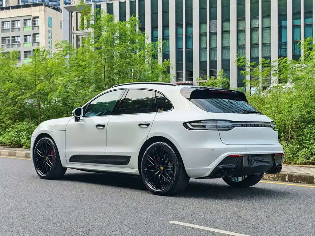 Porsche Macan — миниатюра 6