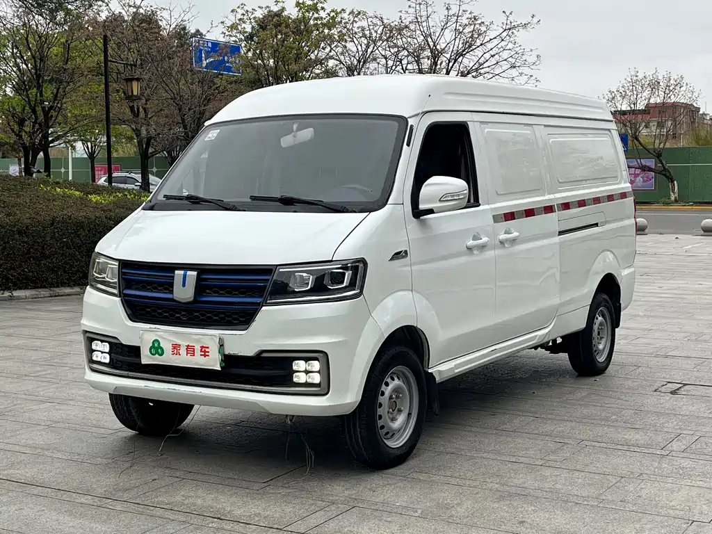 Yuan Cheng Yuan Cheng E5 2022