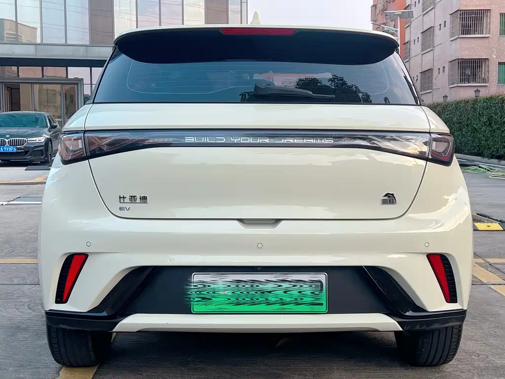 BYD Dolphin — миниатюра 5