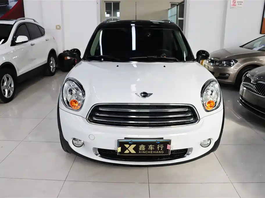 MINI Countryman 1.6T COOPER S ALL4 Ultimate Dark Night Edition, фото 2