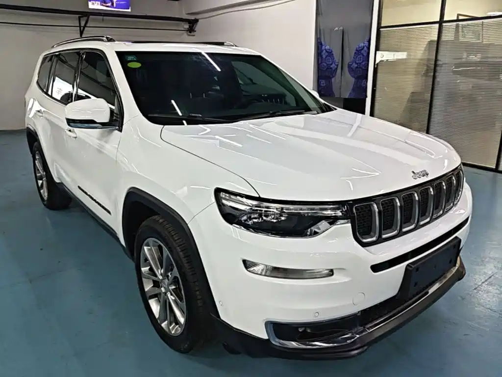 Jeep Grand Commander — миниатюра 4
